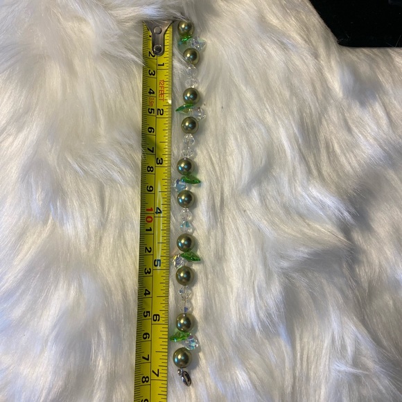 Rhinestones Necklace and Bracelet Set - Picture 8 of 15